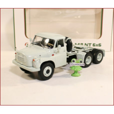 1:43 TATRA 148 NT 6x6 trackor truck 