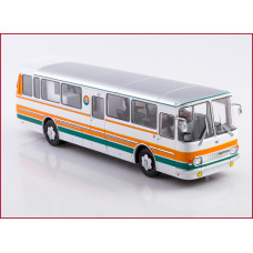 1:43 Magazine #13s with souvenir cosmonaut bus LAZ 699P