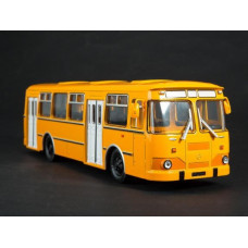 1:43 Magazine #8 with souvenir LIAZ 677M city lines bus